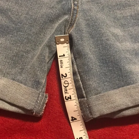 NWT Maternity Jean Shorts With Belly Panel - Picture 8 of 15